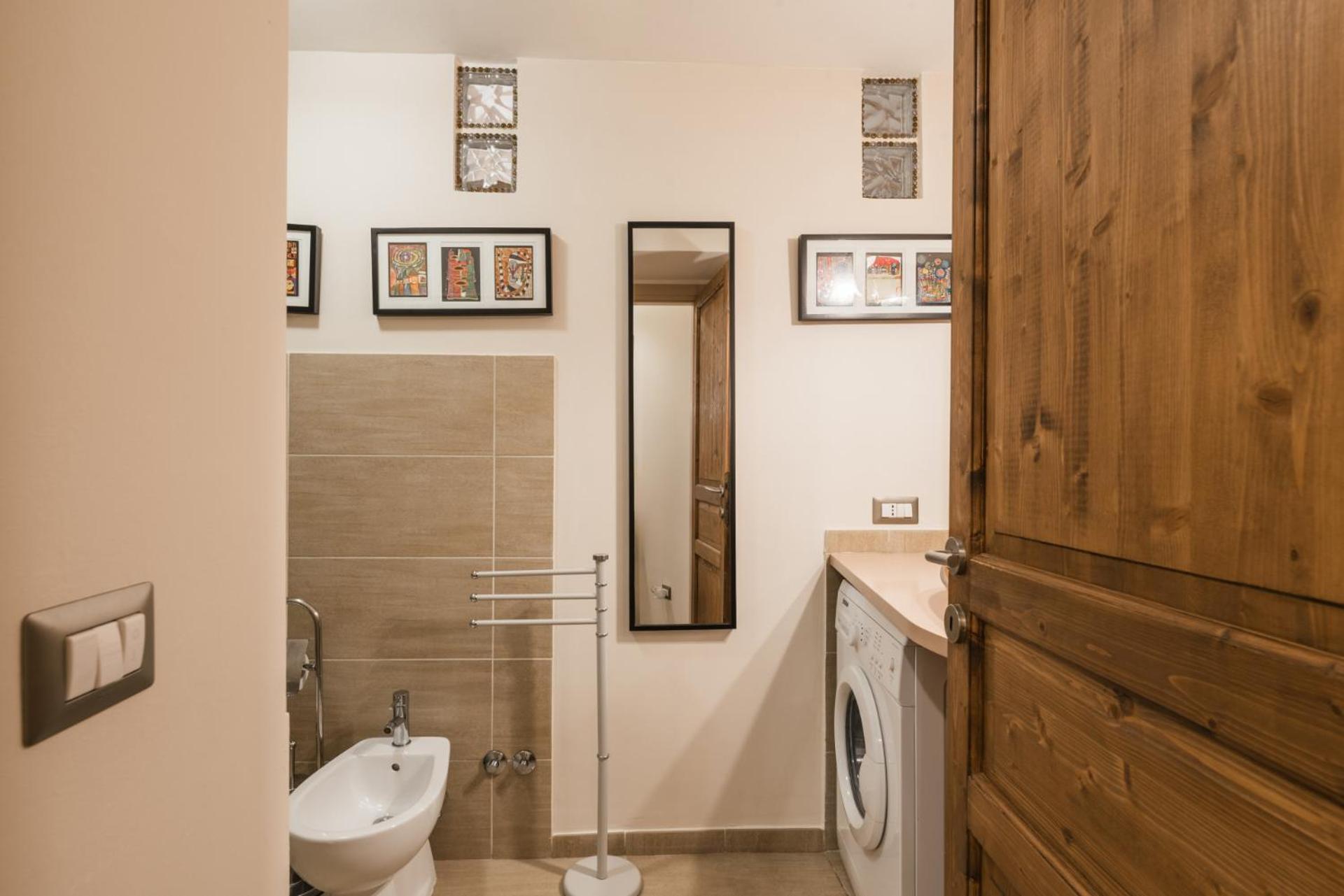 The Rent - Two-bedroom Near Fori Imperiali Appartement Rome